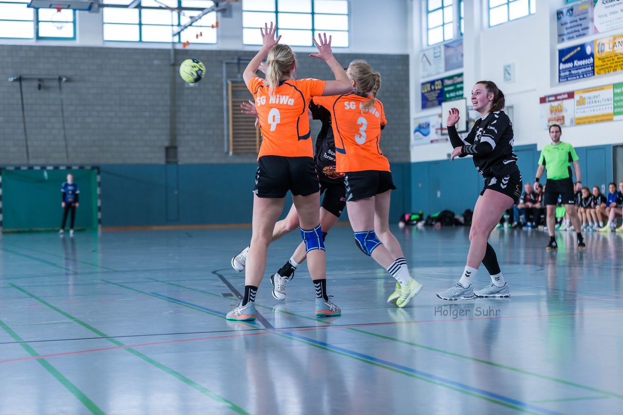 Bild 156 - Frauen OL TuS Esingen - SG Niendorf/Wandsetal : Ergebnis: 24:17